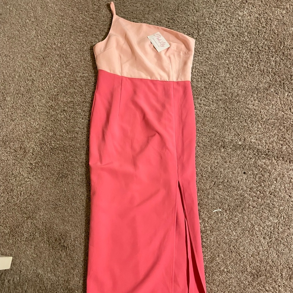 Pink Lily Women’s Two tone pink, one strap midi dress, size Small